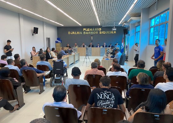 Câmara retoma sessões com presença de autoridades e foco em políticas públicas