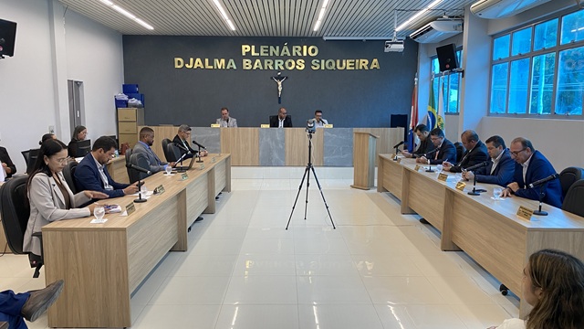 Câmara Municipal aprova homenagem a coruripense e discute melhorias urbanas